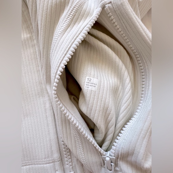 Lululemon Cropped Define Jacket zip up Ribbed Nulu Shine Off white 12 L - Picture 14 of 15